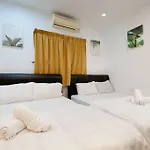 B02 Istimewa Bungalow Homestay In Pandan