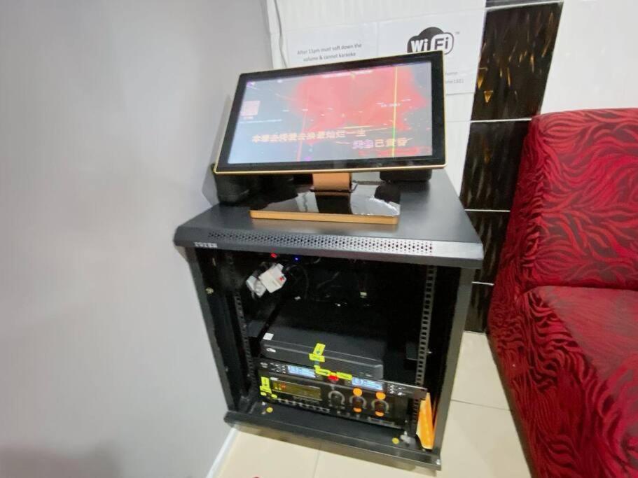 B02 Istimewa Bungalow Homestay In Pandan * Johor Bahru