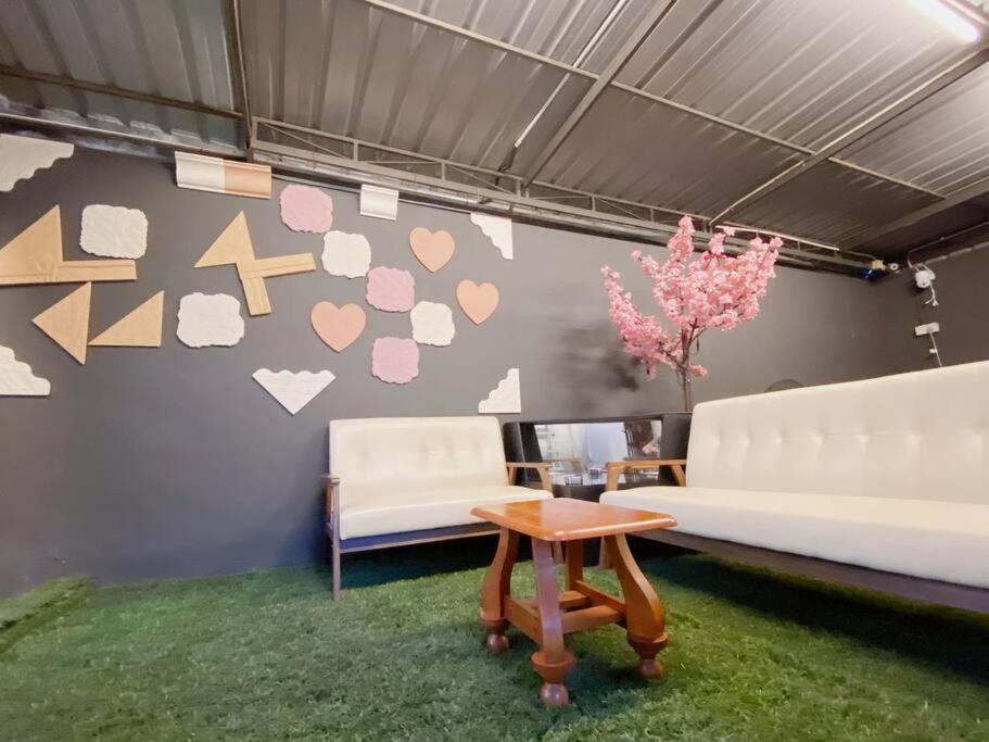 B02 Istimewa Bungalow Homestay In Pandan Holiday home *