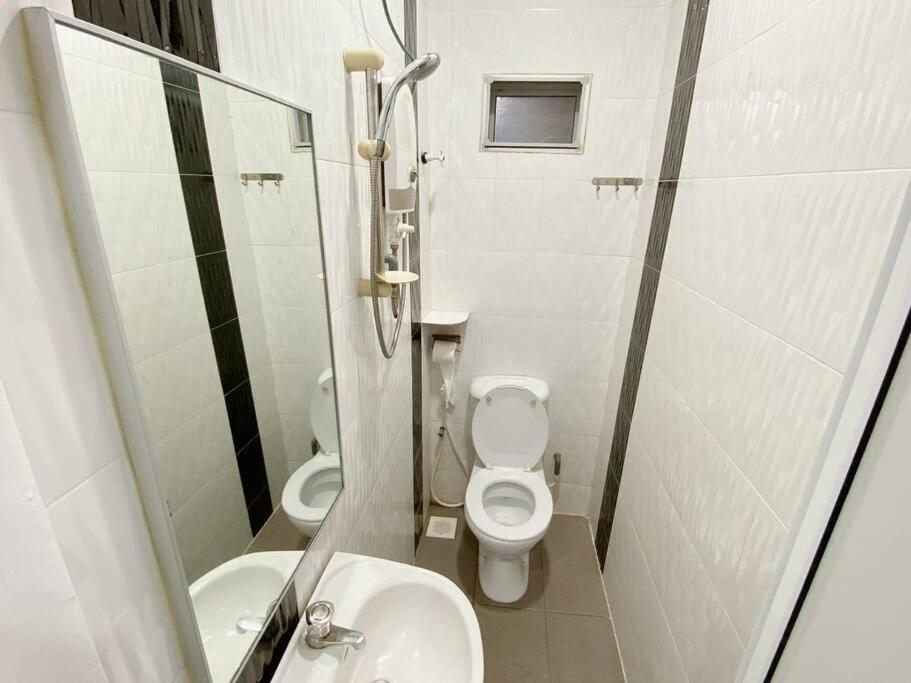 B02 Istimewa Bungalow Homestay In Pandan Holiday home