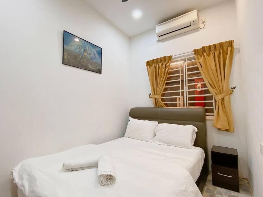 Holiday home B02 Istimewa Bungalow Homestay In Pandan Johor Bahru