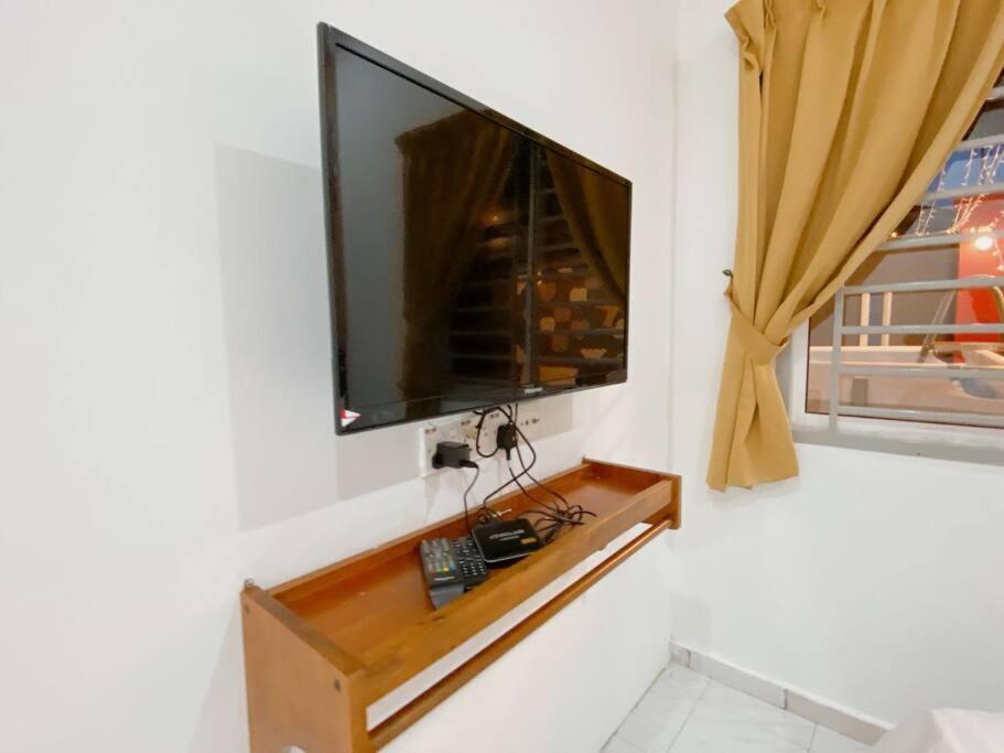 B02 Istimewa Bungalow Homestay In Pandan *
